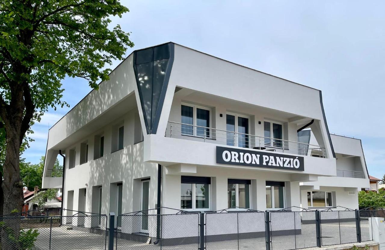 Orion Panzio Bed & Breakfast Hajdúszoboszló Exterior foto