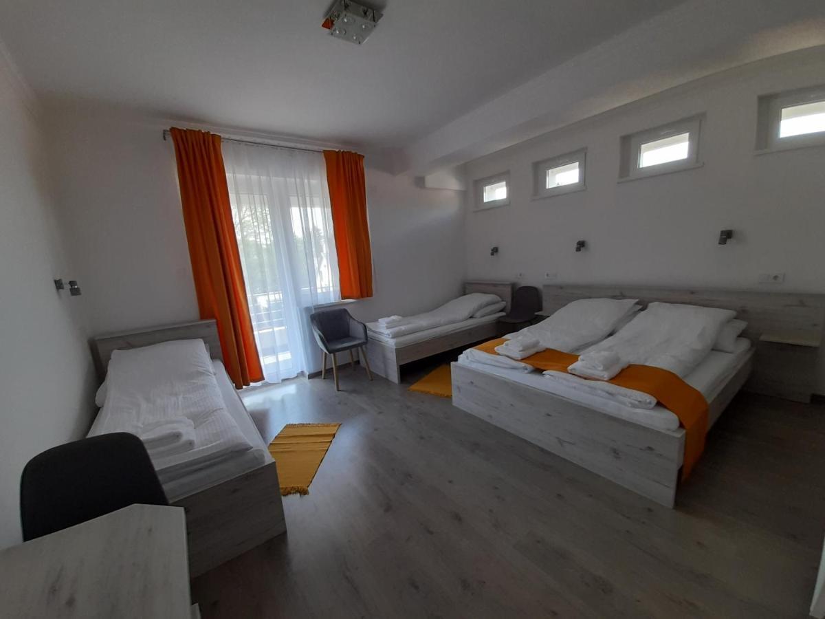 Orion Panzio Bed & Breakfast Hajdúszoboszló Exterior foto